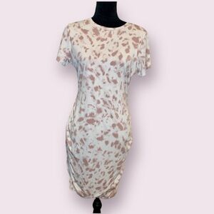 Express Short Fitted Ruched Dress Cream & Dusty Rose Print Size Medium